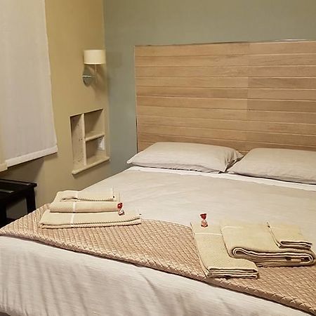 B&B Via Veneto Crotone Bagian luar foto