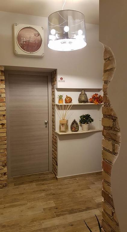 B&B Via Veneto Crotone Bagian luar foto
